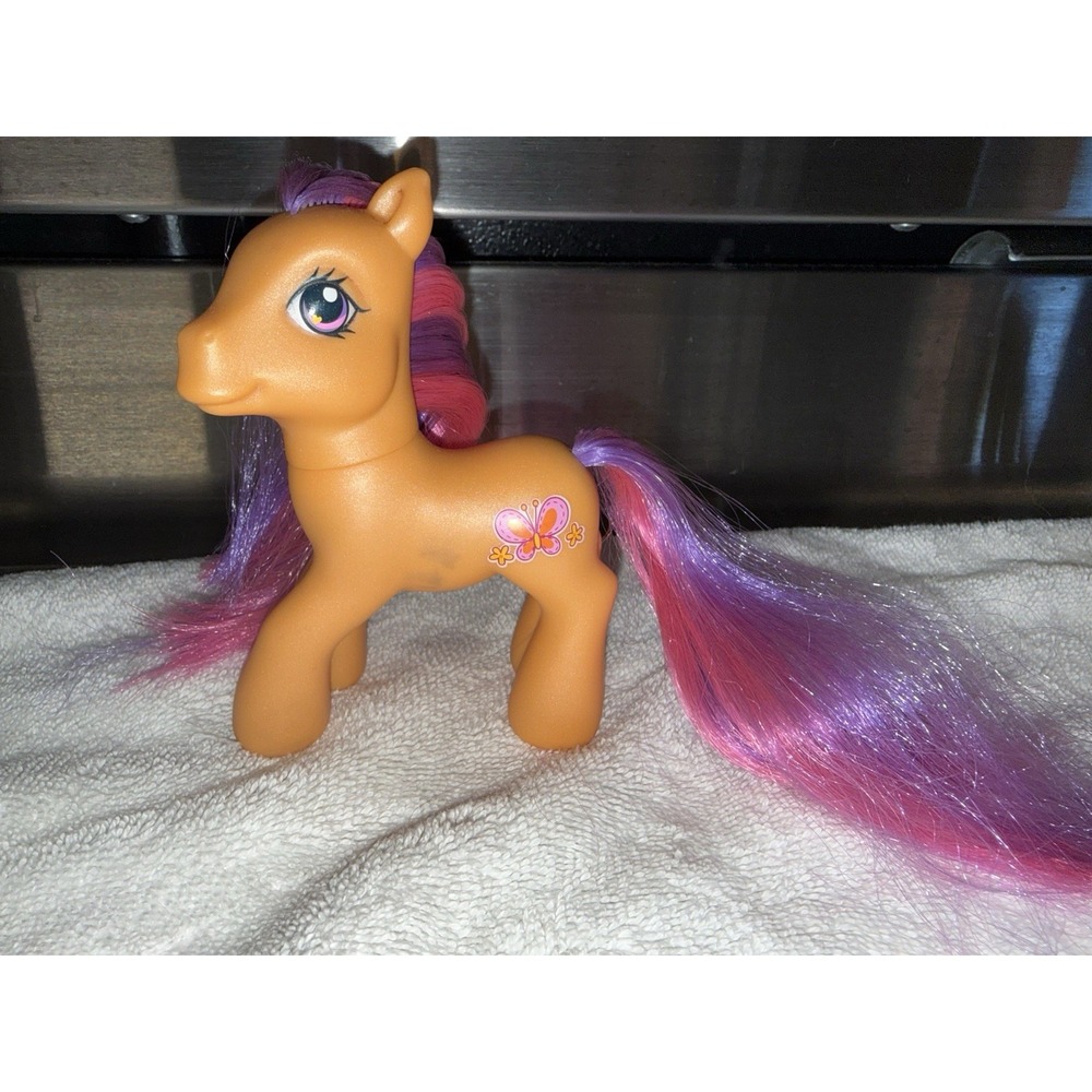 My‎ Little Pony G3 Scootaloo Orange with Pink Butterfly 2007 Hasbro